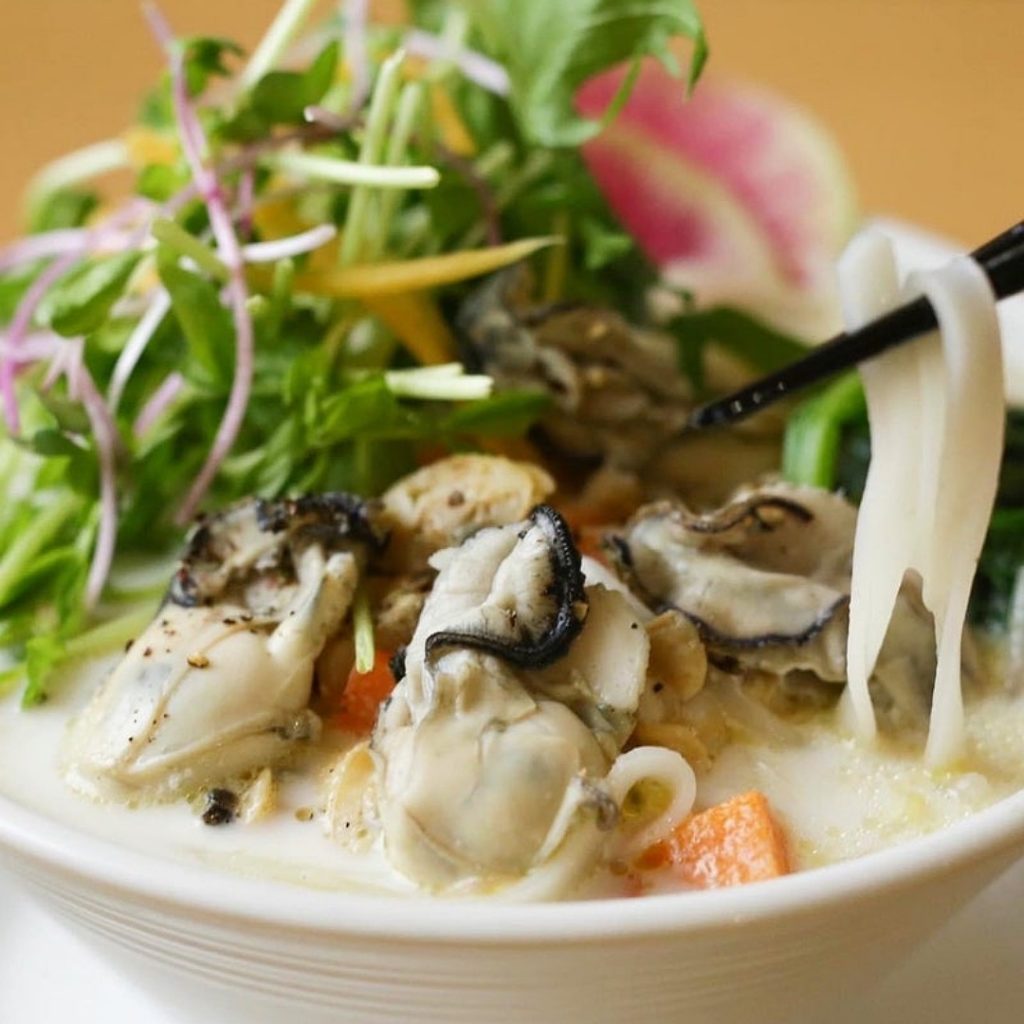 しばたオイスターバー 赤穂の牡蠣フォーランチ